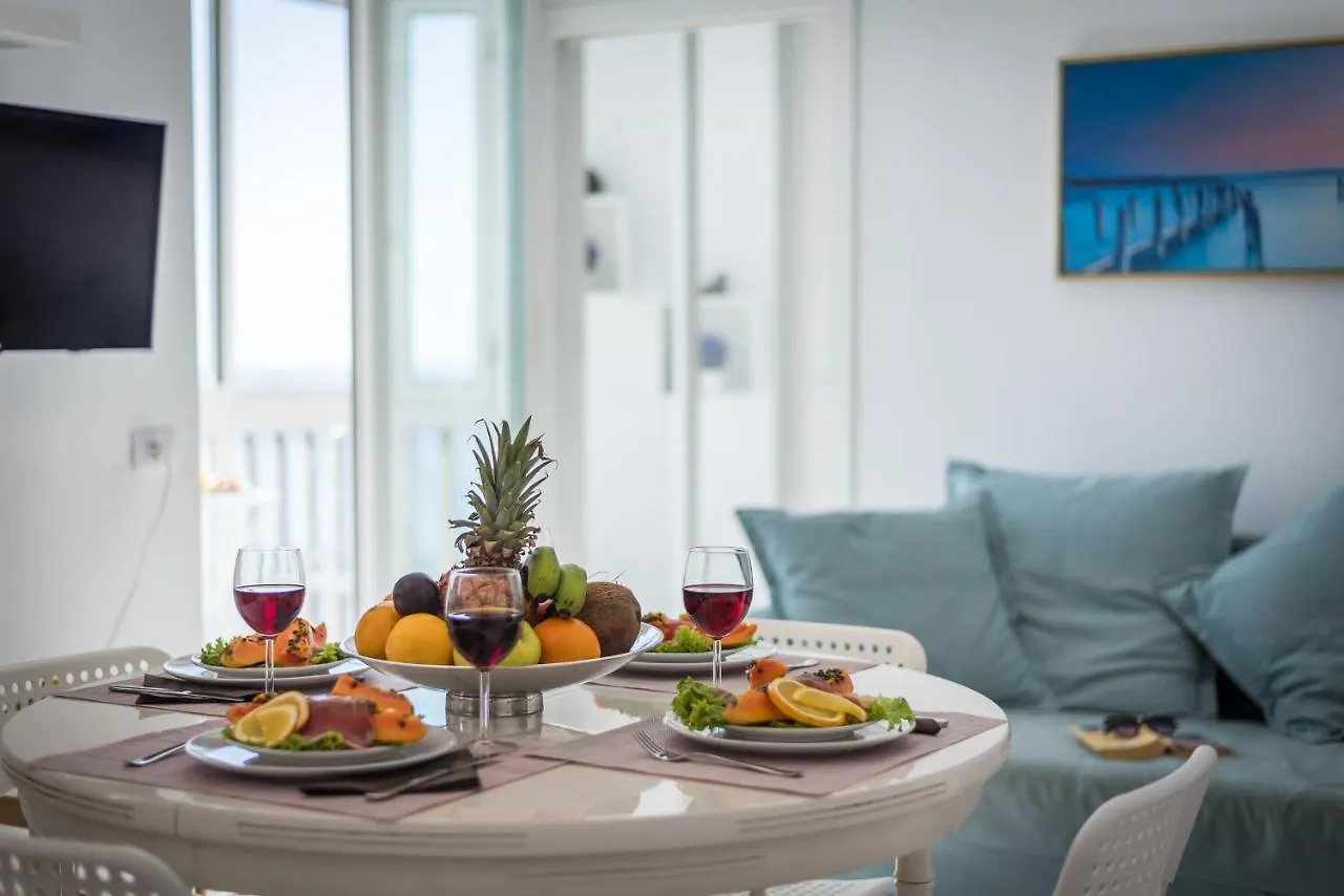 Gorgeous View 2 Bedroom Apartment Las Americas Arona