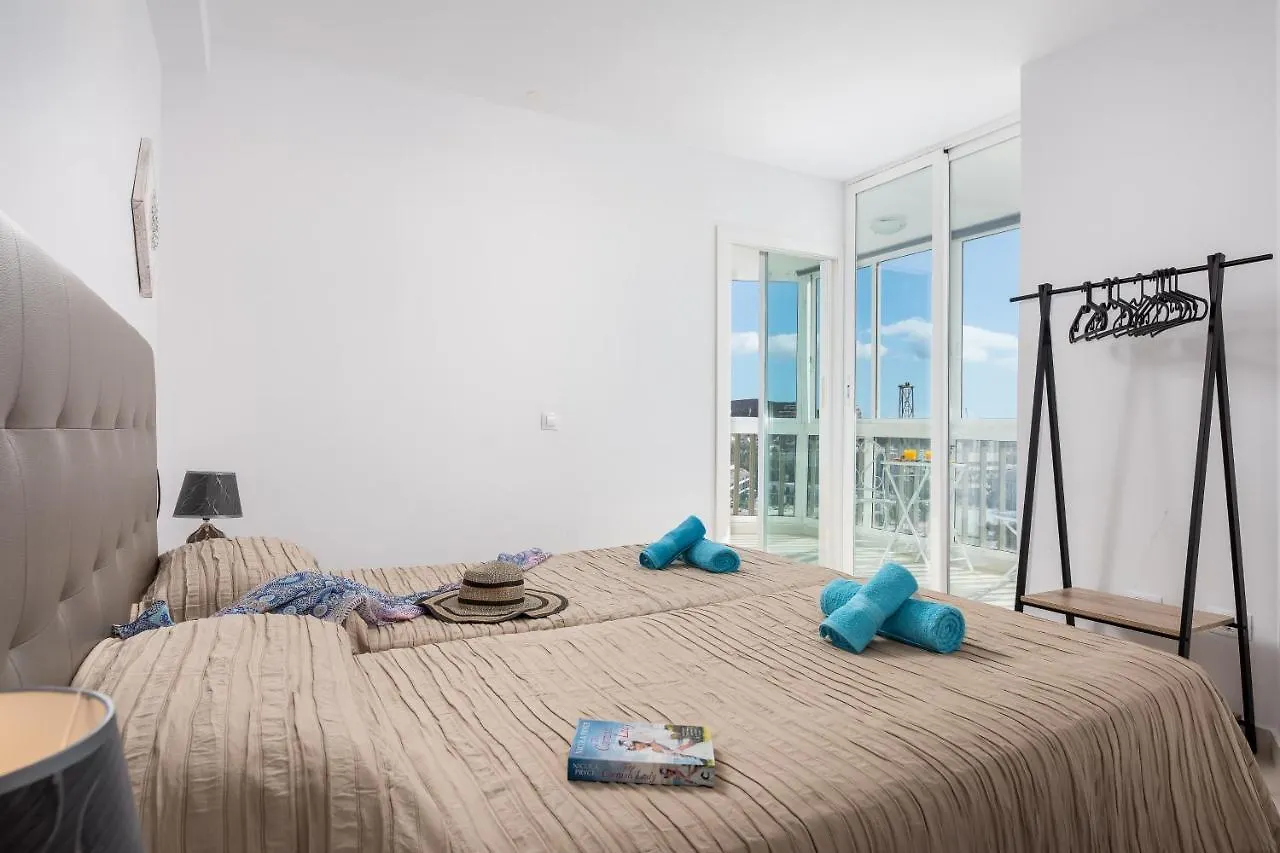 Gorgeous View 2 Bedroom Apartment Las Americas Arona  Arona (Tenerife)